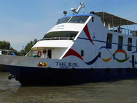 Luxurious Cruise Ship For Sundarban (Bangladesh) Tour Luxurious Cruise Ship For Sundarban (Bangladesh) Tour