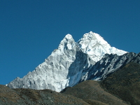 Trail Pangboche to Pheriche Trail Pangboche to Pheriche