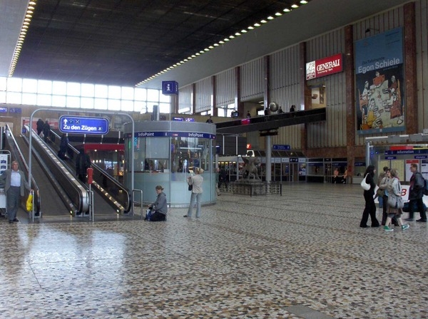 Wien Südbahnhof, Vienna, Austria Photos