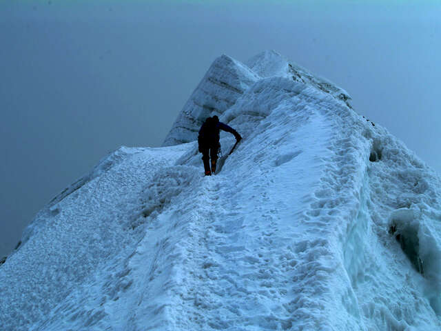 Island Peak & Everest 18 Days photo 7