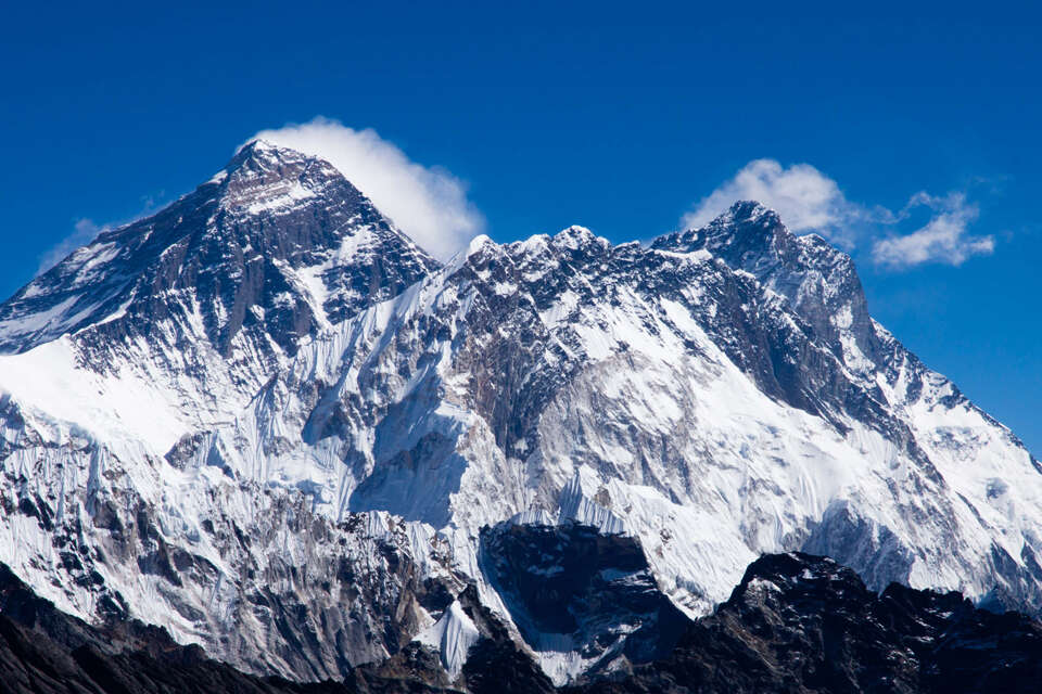  	Closer View Of Everest And Lhotse