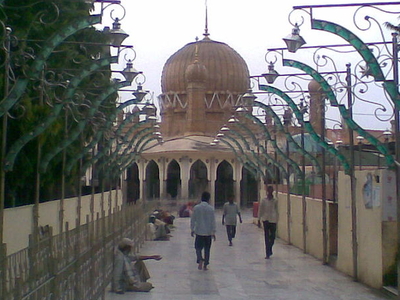 Hazrat Baba Tajjuddin Dargah Nagpur India Tourist Information