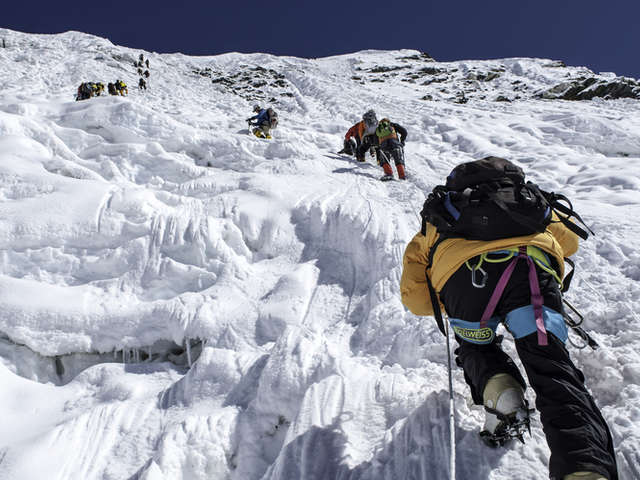 Island Peak & Everest 18 Days photo 2
