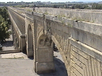 Les Arceaux