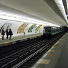 Les Sablons Station