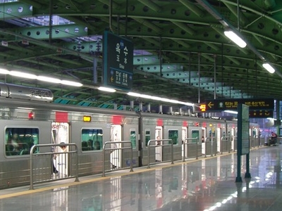 Oksu Station, Seoul, South Korea Tourist Information