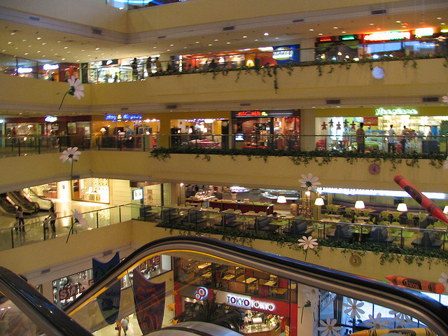 Shangri-la Plaza Mall, Mandaluyong, Philippines Photos