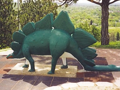 crazy dino park stegosaurus