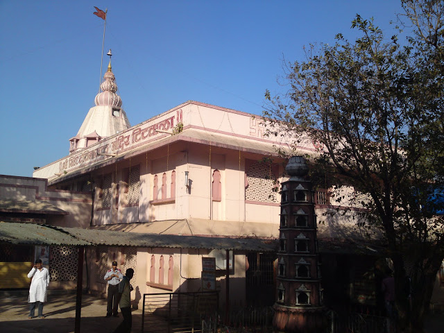 Siddhivinayak Mahaganapati Temple, Titwala, India Photos