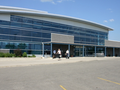 Kitchener Region Of Waterloo Intl Airport Ykf Ykfterminal 400 300 