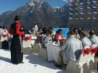 Champagne Breakfast On Top Of The World Champagne Breakfast On Top Of The World