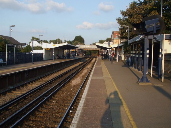 Charlton Railway Station, London, England Tourist Information