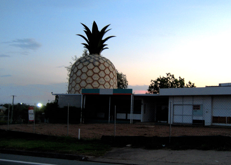 Big Pineapple, Australia Tourist Information