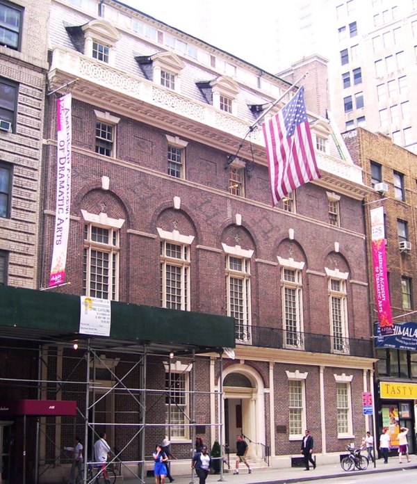 American Academy Of Dramatic Arts Reviews / New York