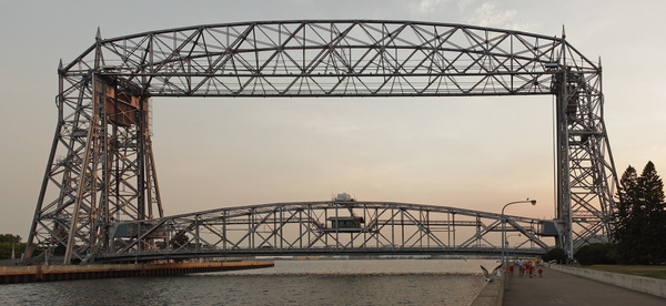 Resultado de imagen de Duluth puente