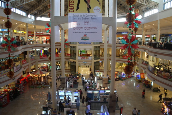 Malls and Shopping Centers in Taguig City, Philippines