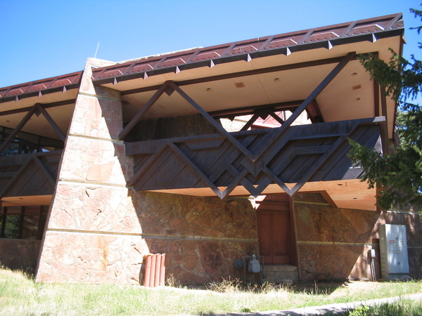 Beaver Meadows Visitor Center United States Tourist Information   Beaver Meadows Visitor Center   2 