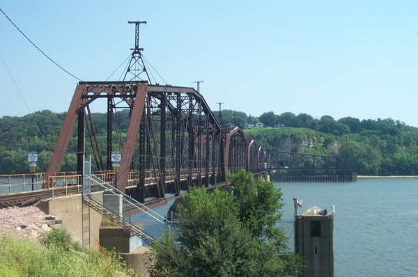 Dubuque Rail Bridge, Dubuque, United States Tourist Information