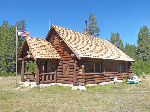 Hockett Meadow Ranger Station, United States Tourist Information