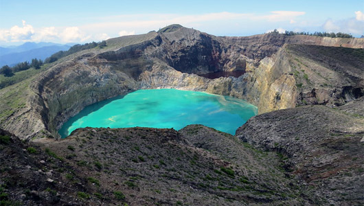 Mount Kelimutu, Indonesia Tourist Information