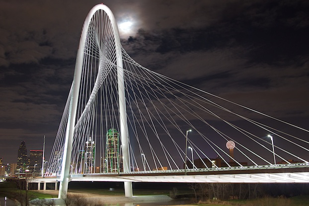 Margaret Hunt Hill Bridge, Dallas, Estados Unidos Información Turística